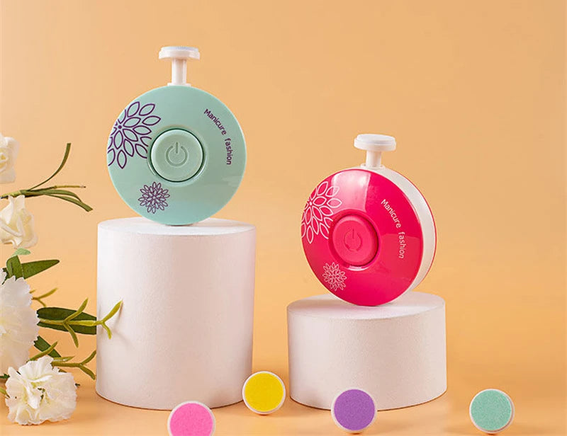 Coffret lime à ongles électrique pour bébé avec 6 embouts